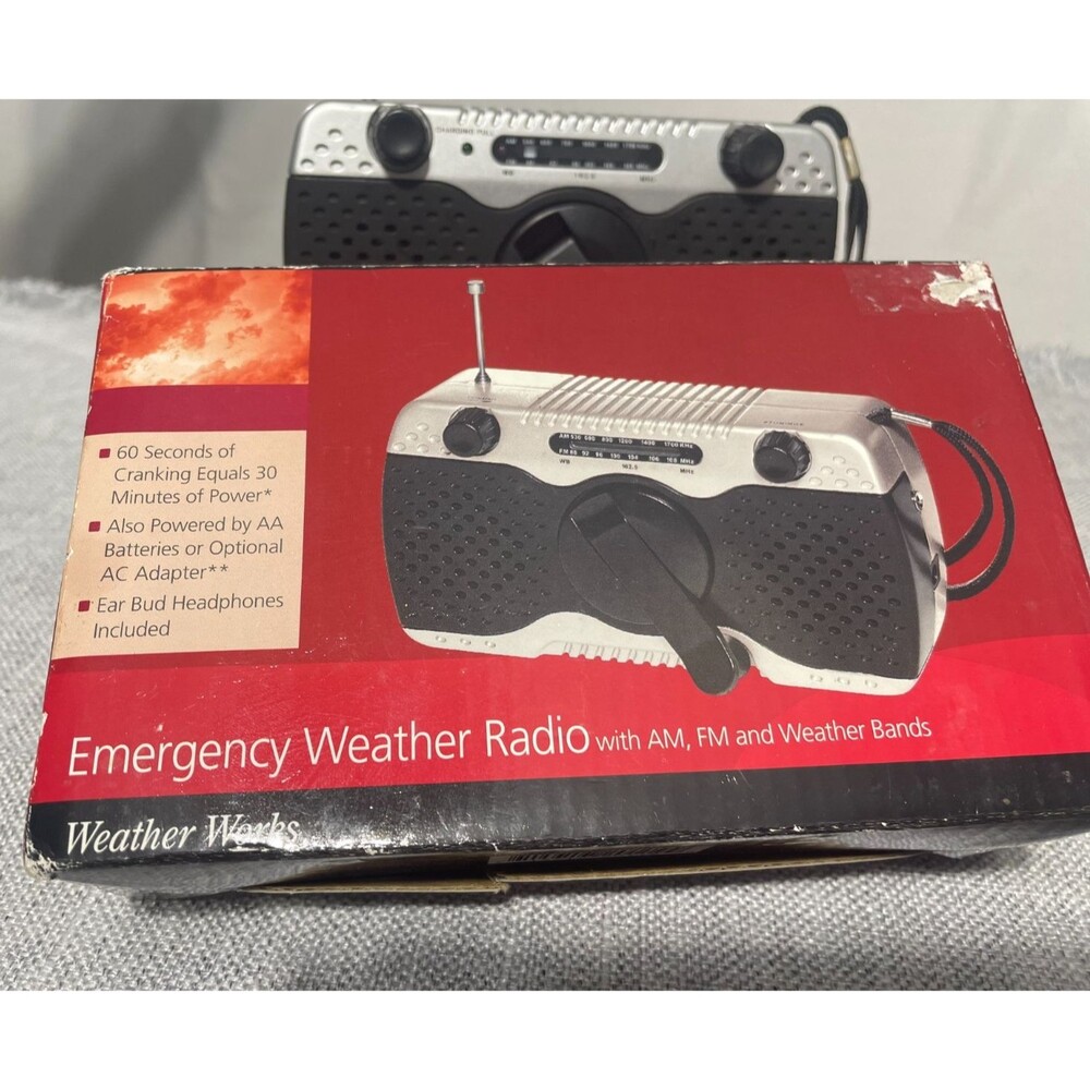 Dynamo Emergency Weather Radio with AM FM and Weather Bands Ear Bud Headphones